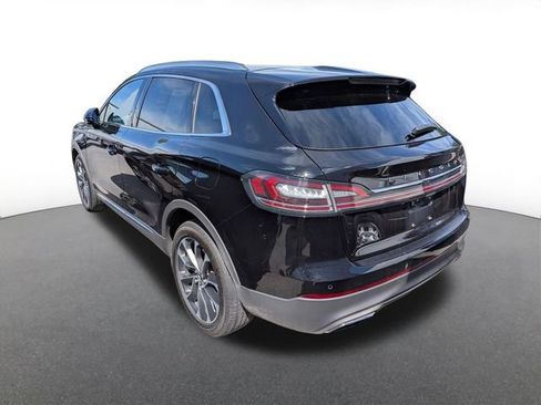Used 2023 Lincoln Nautilus Reserve w/ Luxury Package AWD/4WD image 3