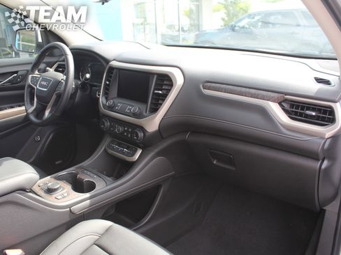 Certified 2021 GMC Acadia Denali w/ Denali Ultimate Package AWD/4WD image 33