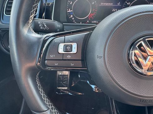Used 2019 Volkswagen Golf R 4-Door AWD/4WD image 19