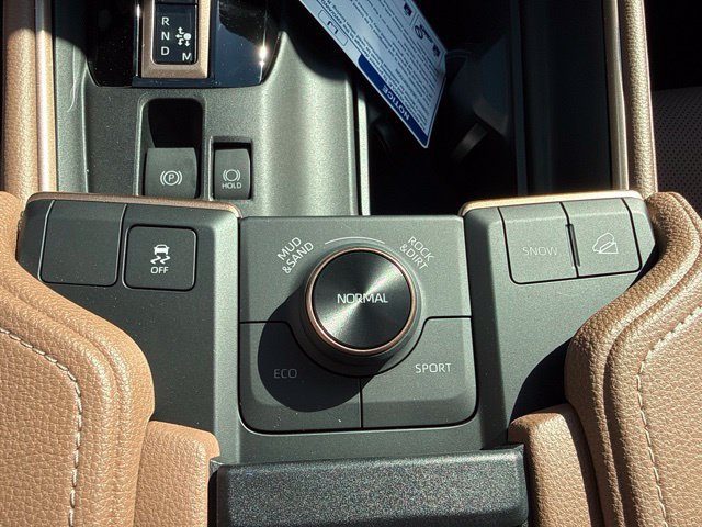 New 2026 Toyota Grand Highlander AWD Hybrid image 28