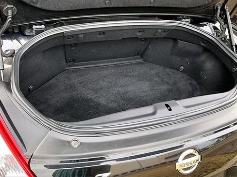 Used 2010 Nissan 370Z Touring image 28