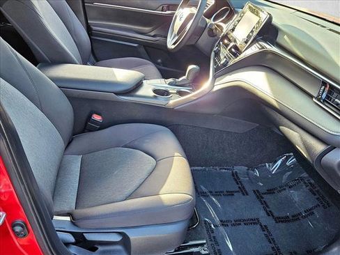Used 2024 Toyota Camry LE w/ Convenience Package FWD image 19
