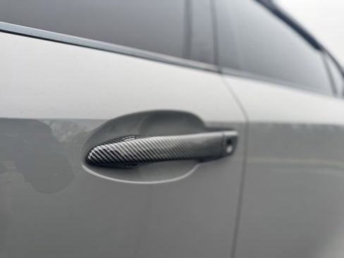 Used 2022 Lexus IS 500 image 12