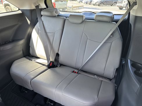 New 2025 Toyota Sienna XLE image 28