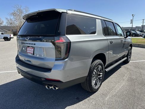 New 2026 Chevrolet Suburban Z71 w/ Comfort Package image 5