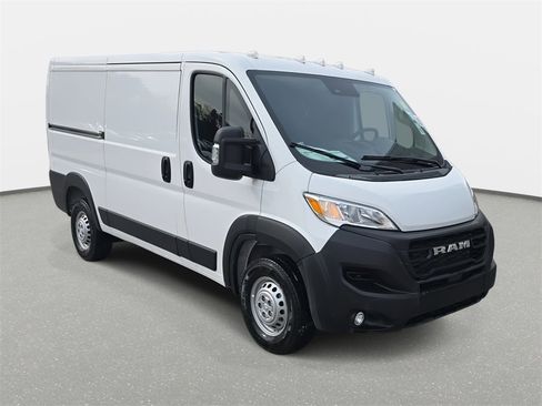 New 2026 RAM ProMaster 2500 w/ Convenience Group image 3