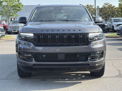 Used 2023 Jeep Wagoneer Series II AWD/4WD image 8