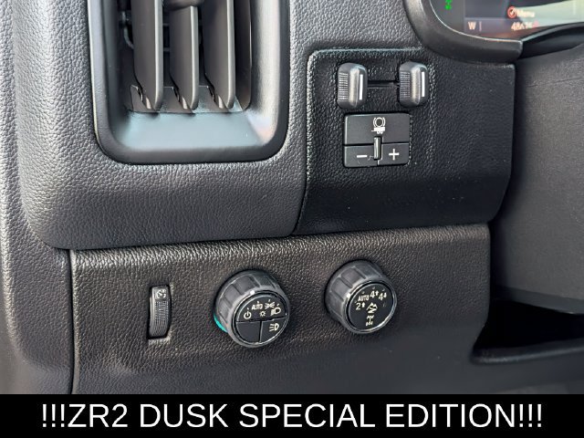 Used 2021 Chevrolet Colorado ZR2 w/ ZR2 Dusk Special Edition AWD/4WD image 19