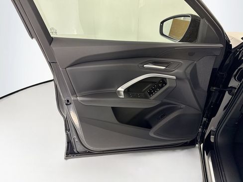 Used 2026 Audi Q5 Premium AWD/4WD image 25