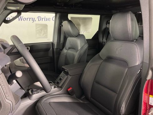 New 2026 Ford Bronco Big Bend w/ Black Diamond Package AWD/4WD image 14