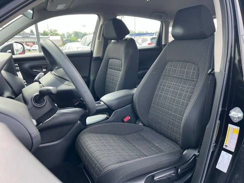 Used 2023 Honda HR-V LX image 17