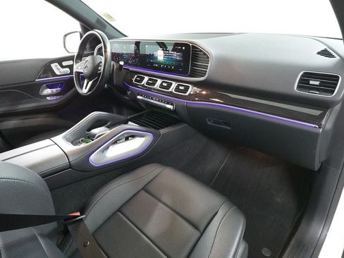 Used 2022 Mercedes-Benz GLE 350 4MATIC w/ AMG Line Exterior image 36