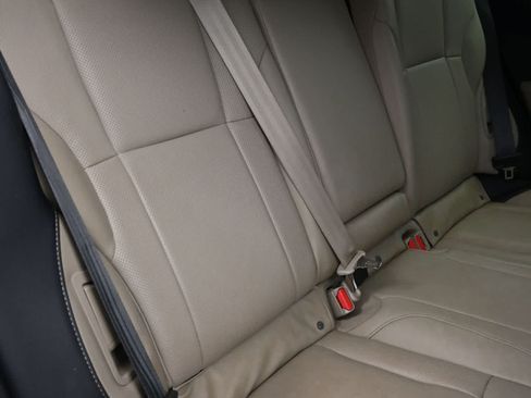 Used 2023 Subaru Outback Limited XT AWD/4WD image 22