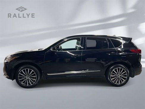 Used 2025 Acura RDX SH-AWD w/ Advance Package image 4