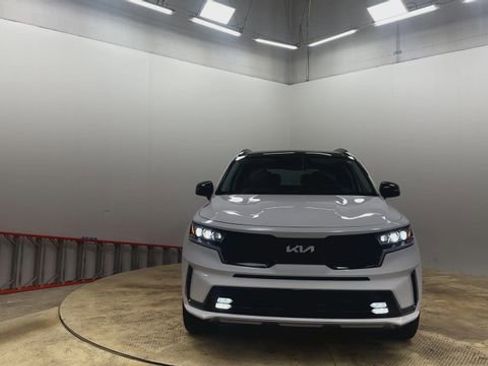Certified 2023 Kia Sorento SX image 6