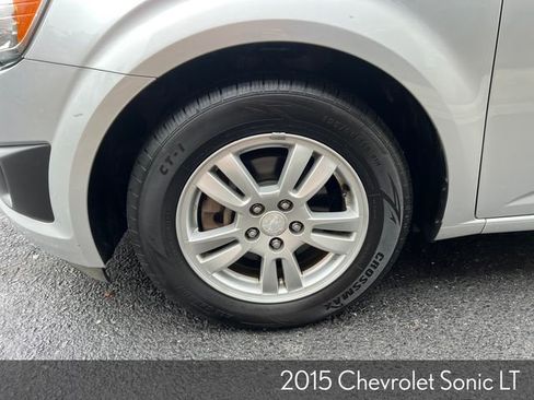 Used 2015 Chevrolet Sonic LT image 10