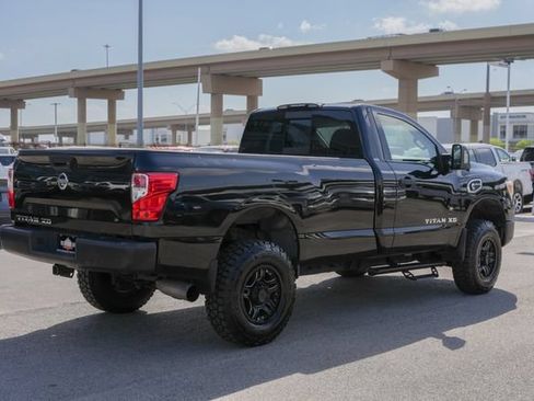 Used 2017 Nissan Titan S RWD image 6