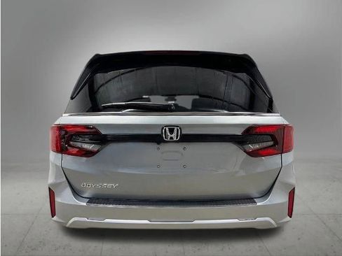 New 2026 Honda Odyssey EX-L image 4