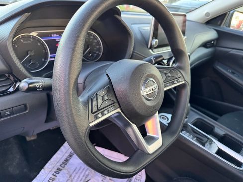 Used 2023 Nissan Sentra SV image 15