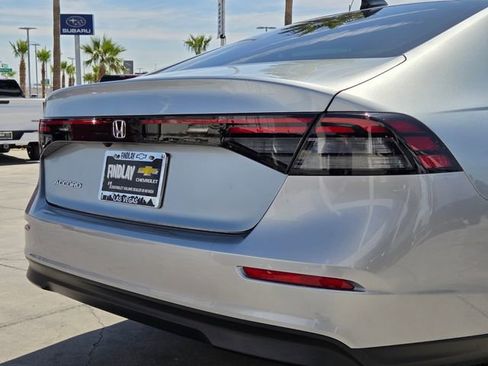 Used 2025 Honda Accord SE image 4