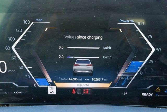 Used 2024 BMW X5 xDrive50e AWD/4WD image 9