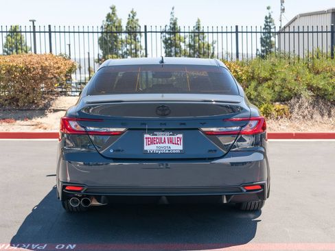 Used 2025 Toyota Camry SE w/ Convenience Package FWD image 9