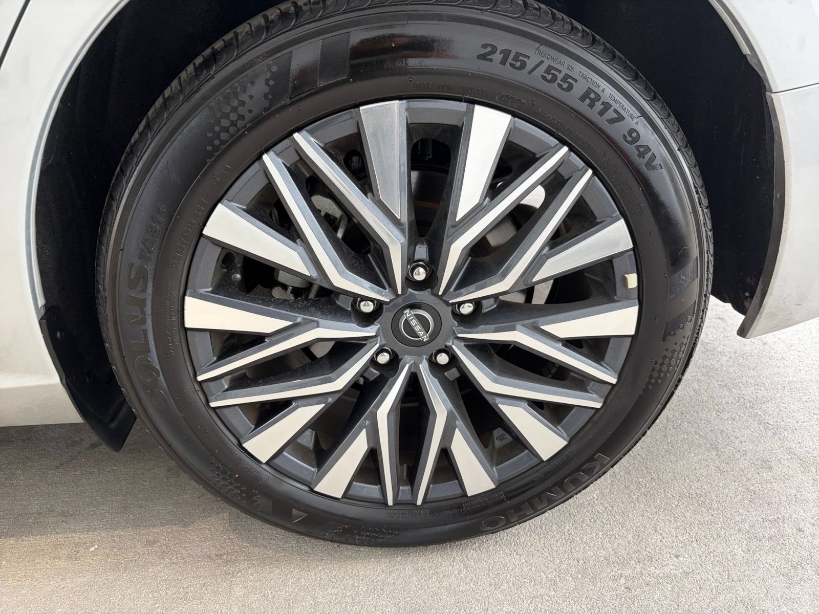 Used 2026 Nissan Altima 2.5 SV FWD image 29