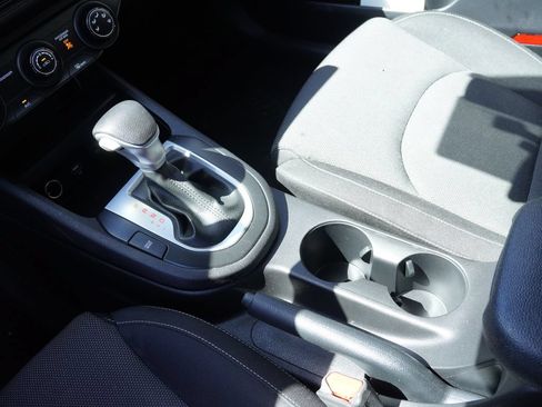 Used 2024 Kia Forte LXS FWD image 18