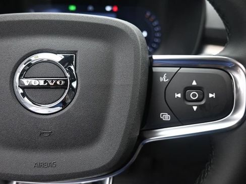 New 2026 Volvo XC40 B5 Ultra w/ Protection Package Premier AWD/4WD image 14