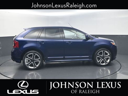 Used 2011 Ford Edge Sport w/ Driver Entry Pkg image 6