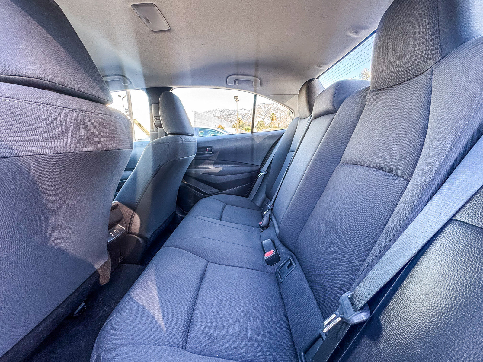 Used 2025 Toyota Corolla LE FWD image 18