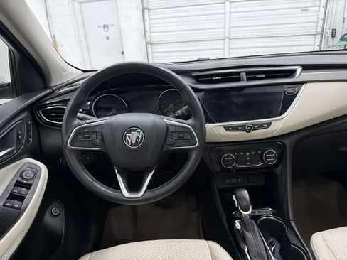 Used 2020 Buick Encore GX Essence w/ Experience Buick Package FWD image 26