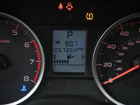 Used 2014 Subaru Forester 2.5i Premium AWD/4WD image 26