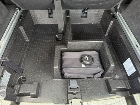 Used 2017 Cadillac XT5 Luxury image 16