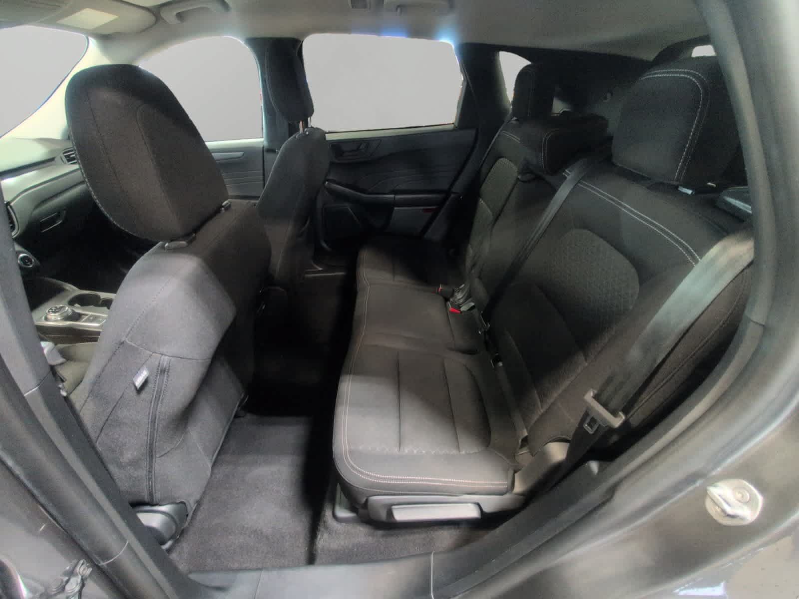 Used 2025 Ford Escape Active AWD/4WD image 13