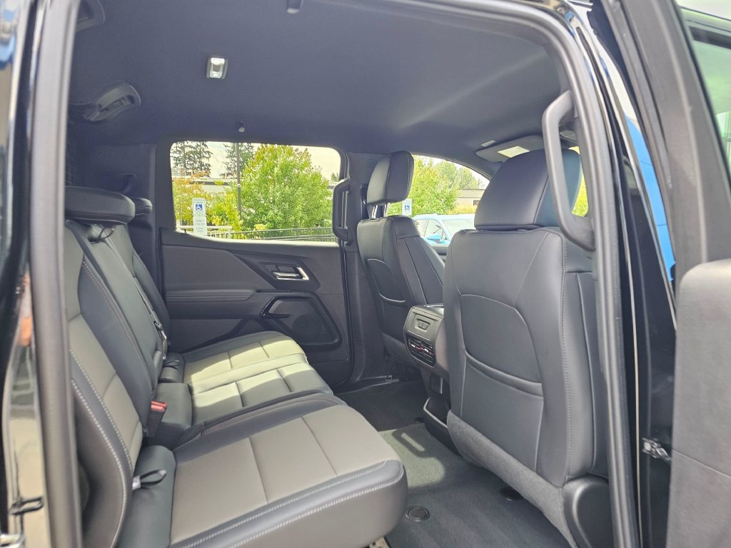 Used 2026 Chevrolet Silverado EV Trail Boss AWD/4WD image 14