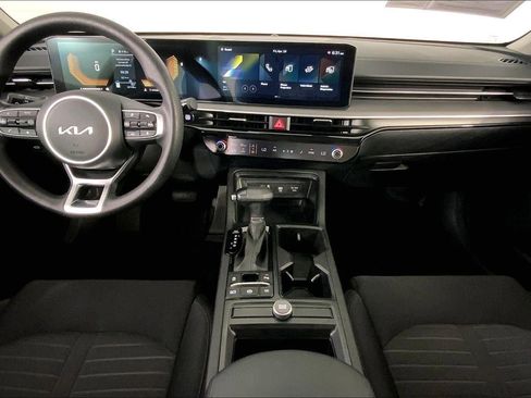 Used 2025 Kia K5 LXS FWD image 15
