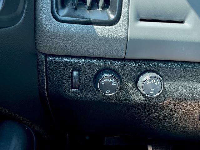 Used 2019 Chevrolet Colorado W/T w/ WT Convenience Package AWD/4WD image 17