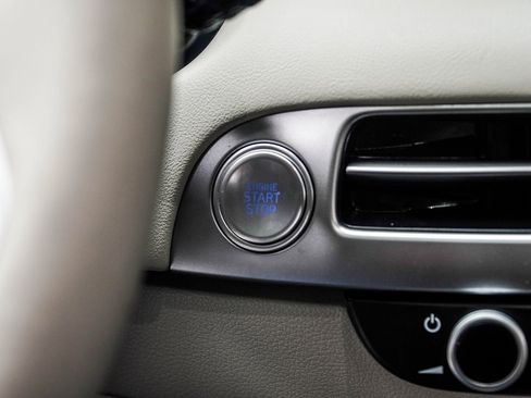 Used 2024 Hyundai Palisade Limited image 21