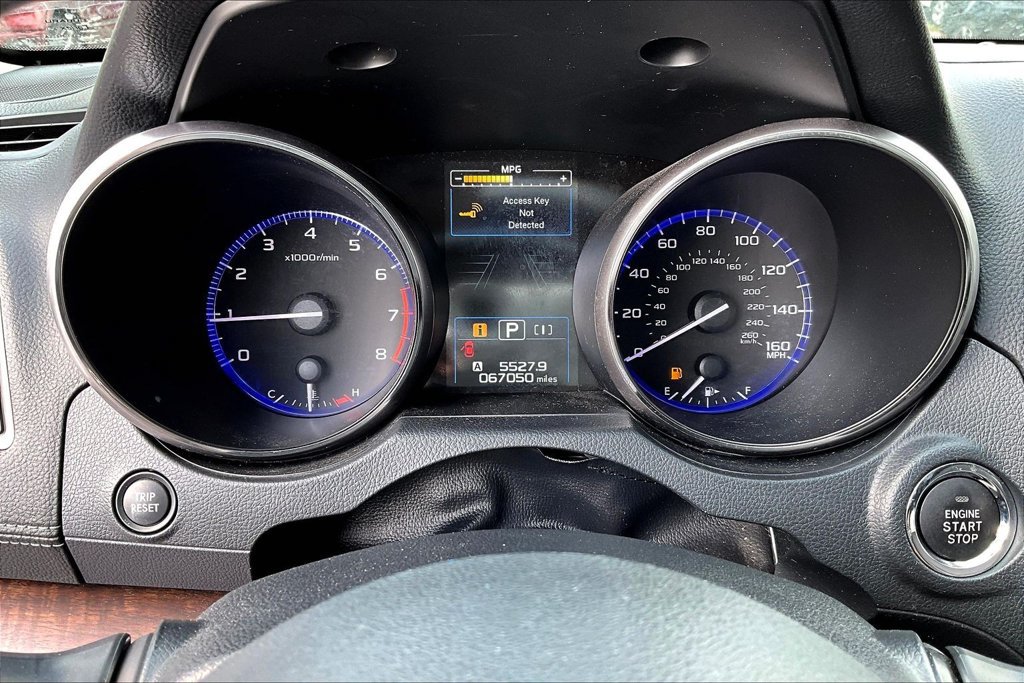 Used 2018 Subaru Outback 3.6R Limited AWD/4WD image 13