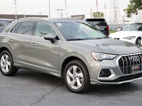 Used 2019 Audi Q3 2.0T Premium AWD/4WD image 25