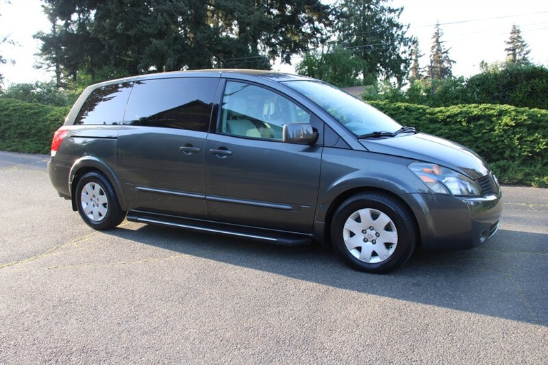Used 2004 Nissan Quest S w/ (SEA) Seat Pkg FWD image 2