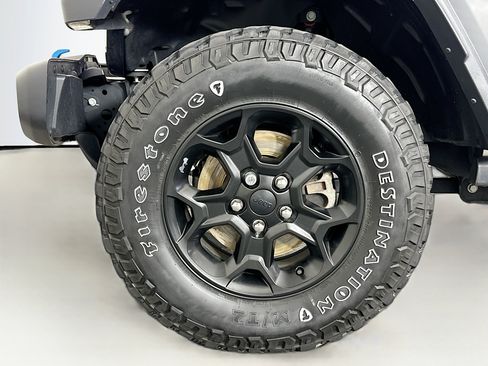 Used 2023 Jeep Wrangler Unlimited w/ Cold Weather Group AWD/4WD image 11