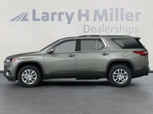 Used 2020 Chevrolet Traverse LT image 6