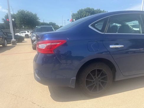 Used 2016 Nissan Sentra SV FWD image 6