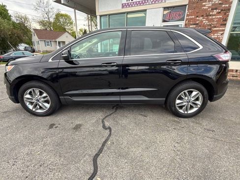 Used 2017 Ford Edge SEL w/ Equipment Group 201A AWD/4WD image 8