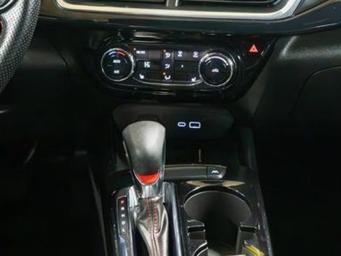 Used 2024 Chevrolet Trax RS w/ Driver Confidence Package FWD image 16