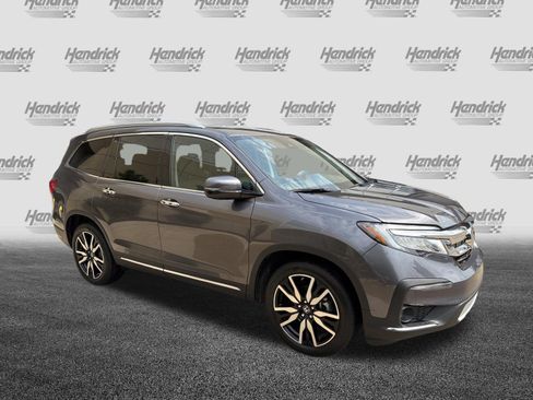 Used 2019 Honda Pilot Touring image 2