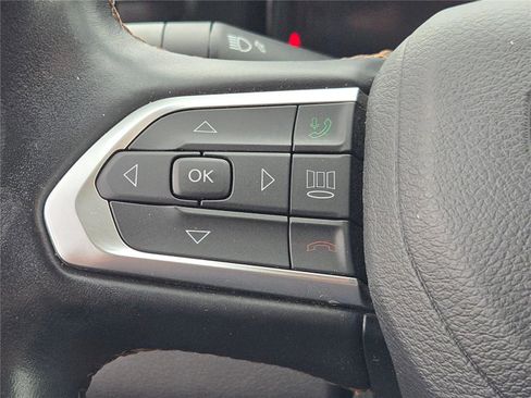 Certified 2022 Jeep Compass Limited w/ Elite Group image 34