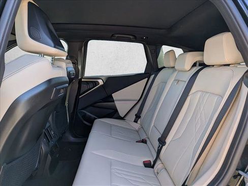 Used 2025 BMW X3 xDrive30i w/ Premium Package image 19